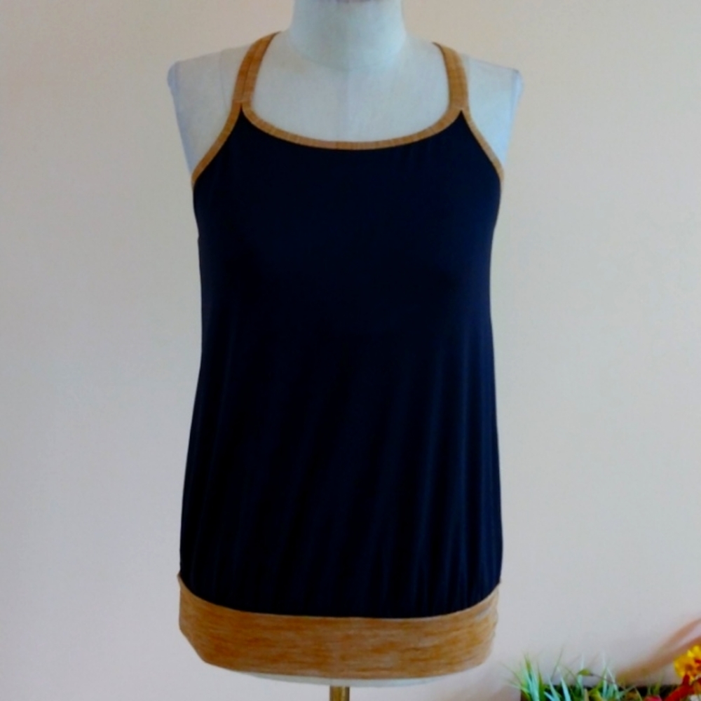 Sofibella Athletic Top. - image 1